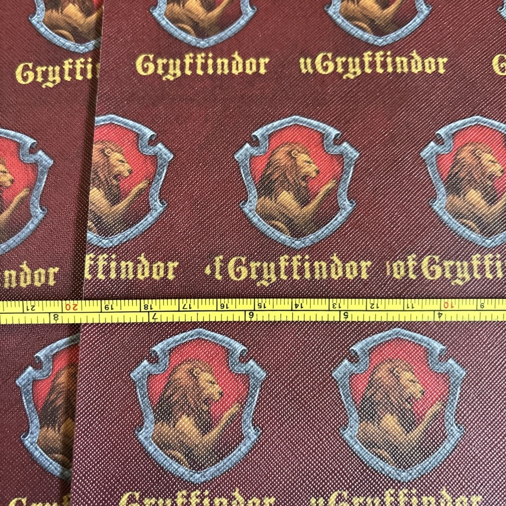 Characters Faux Leather Sheets Harry Potter 3 Sheets Gryffindor - Picture 4 of 5